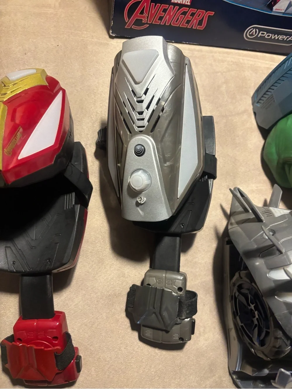 Playmation Avengers Home Base Display Stand - Red, White & Gold